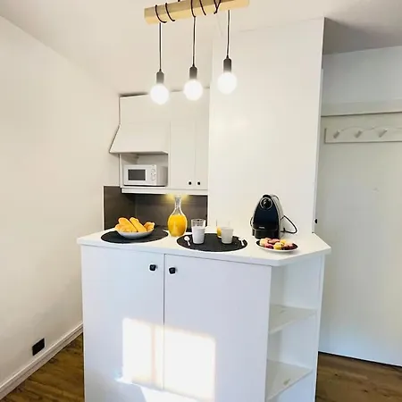 Les Bains Yourhosthelper Apartamento Saint-Raphaël