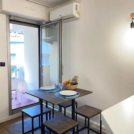 Les Bains Yourhosthelper Apartamento Saint-Raphaël